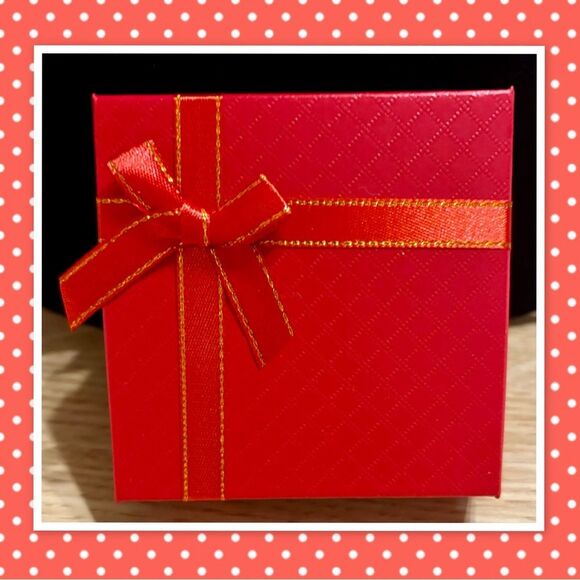 Mini Strawberry Charm Pendant & Necklace - Picture 3 of 4